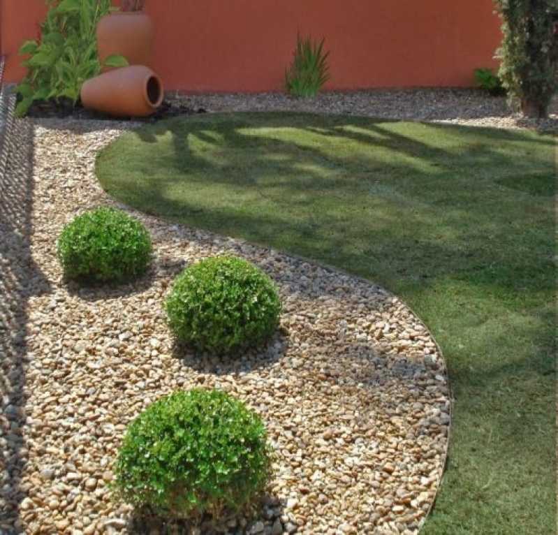 Construção de Jardins Grandes Cotar Carandiru - Construção de Jardins Pequenos