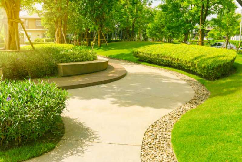 Empresa de Manutenção e Reforma de Jardins Alphaville - Empresa de Manutenção de Jardim em Condomínios Residenciais